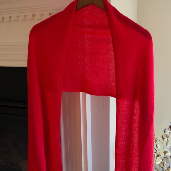 NORDSTROM RACK 100% CASHMERE Scarf In Scarlet Red OS NWT - Picture 4 of 15